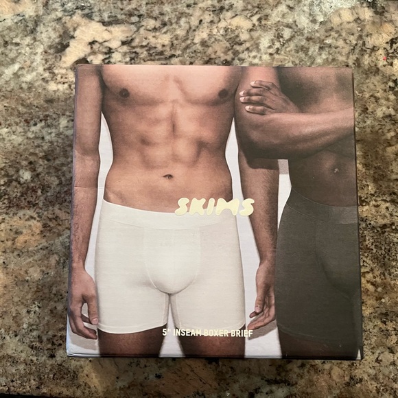 NIB SKIMS Men's 5” Boxer Briefs 3 pack Gunmetal Multi Large - Picture 2 of 4